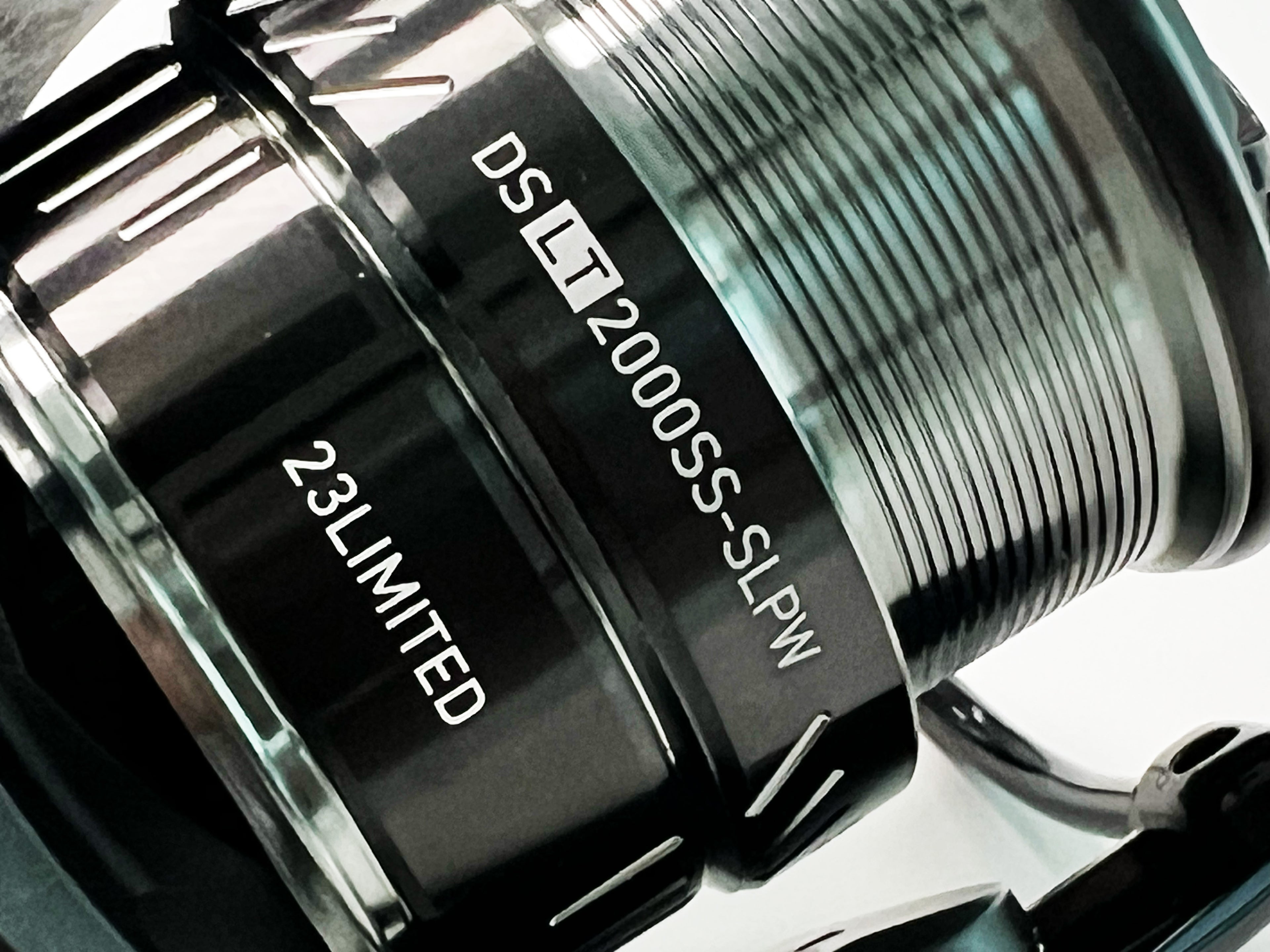 Dslt2000ss-slpw 23 Limited